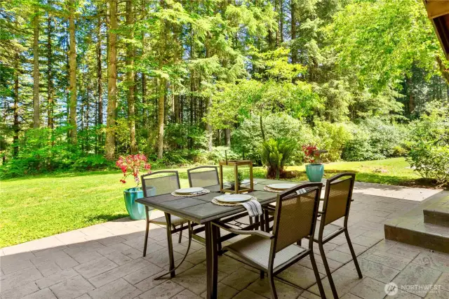 Ample space for entertaining!