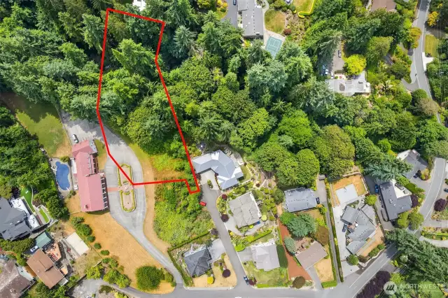 Lot lines are approximate