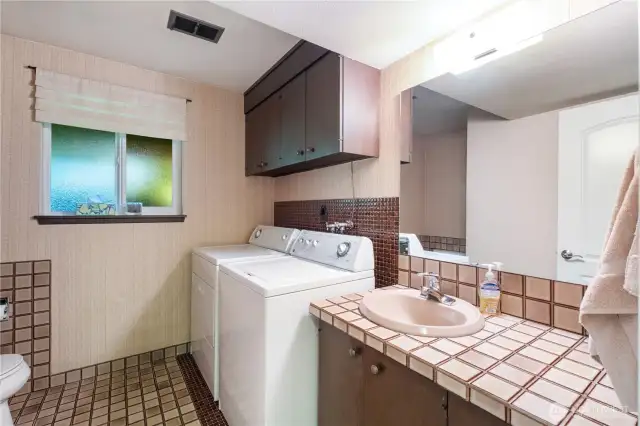 Laundry and 1.2 bath down