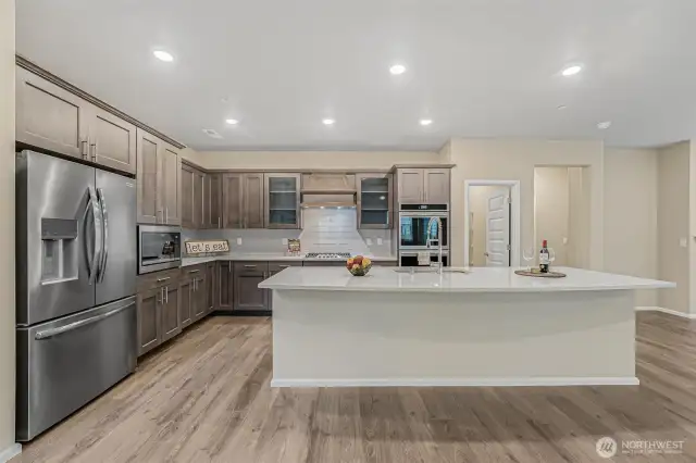 Double ovens, gas cooking and more!