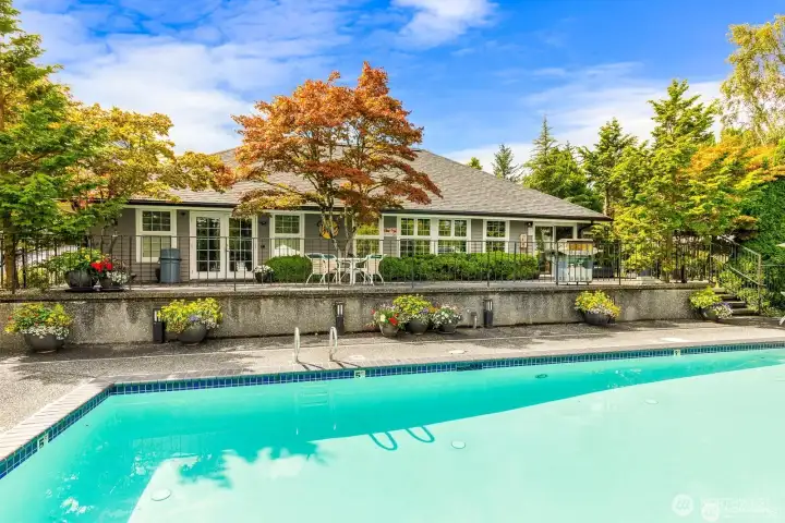 HEATED POOL