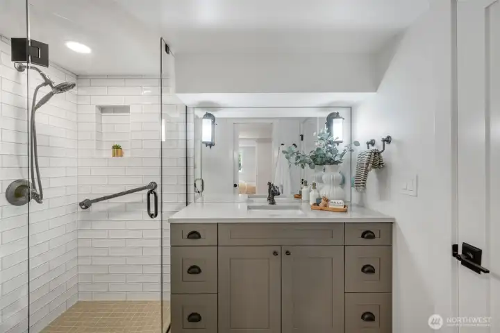 Lower level bathroom.