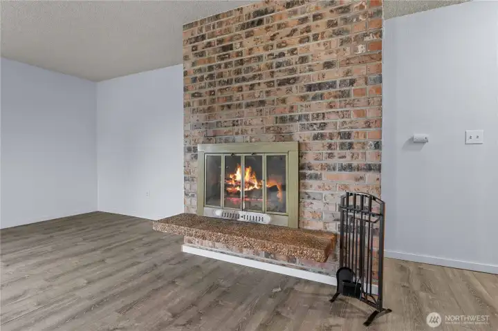 Upstairs Bonus room w/ fireplace