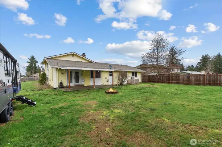 Backyard w/ rv parking