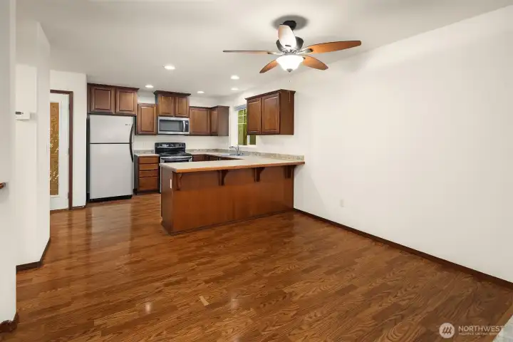 Warm and Inviting Layout