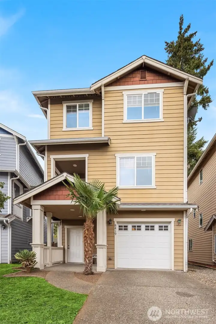 Great Standalone Townhouse- Low Maintenance and Move in Ready