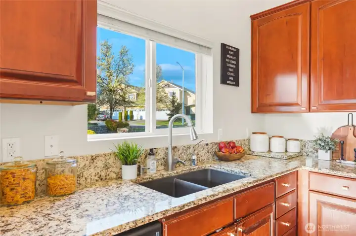 Includes a pantry for convenient storage and organization.