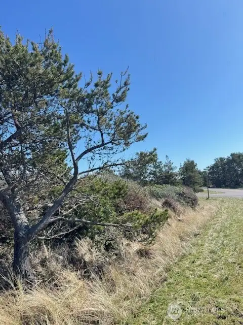 Side view looking at Spinnaker from N Bel Air Loop SW.