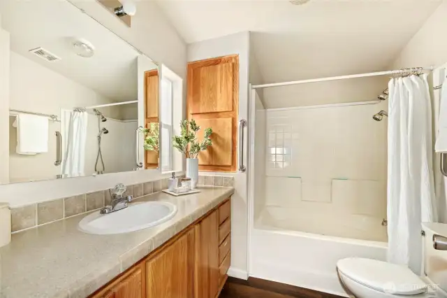 Primary bath