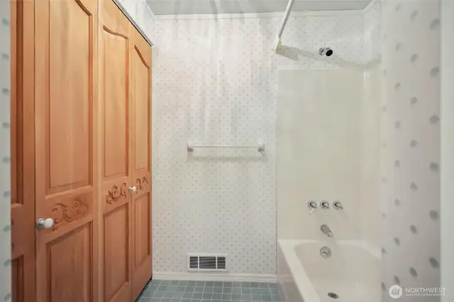 Bathroom 2