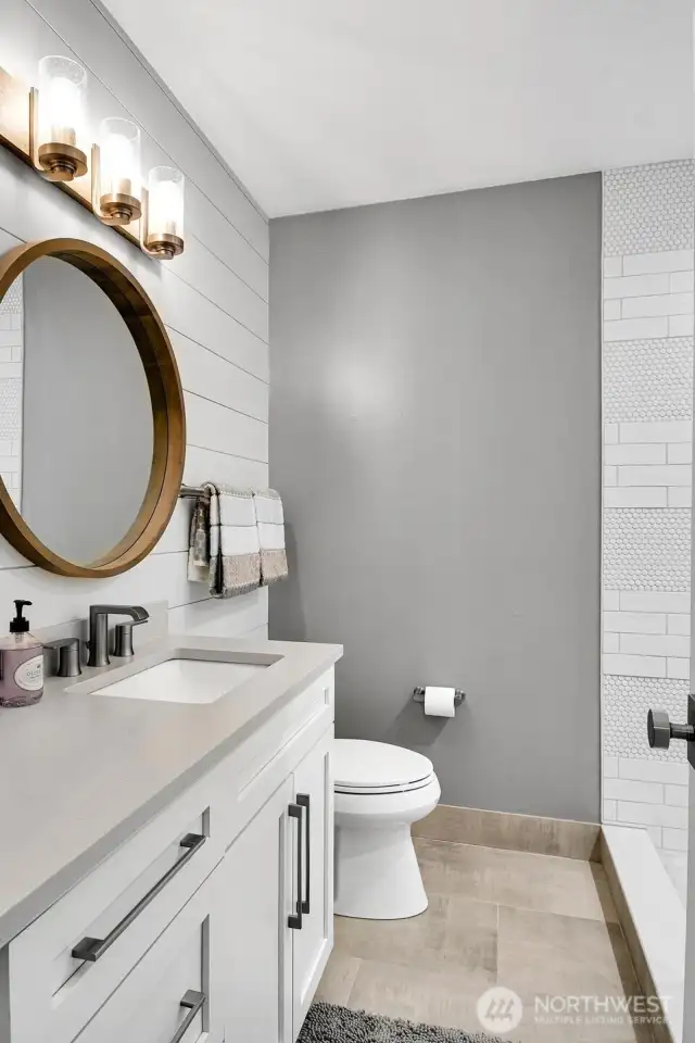 Main level main with shower