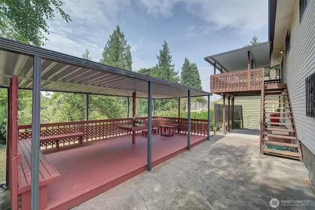 Spend hours of relaxing time entertaining in this amazing covered gazebo area on the main back yard patio