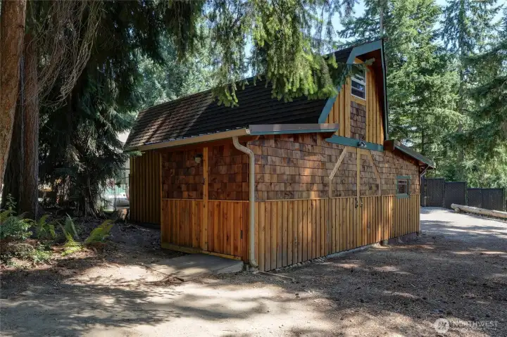 Your BONUS Two Story Barn Shop! Seller Used For Woodworking.