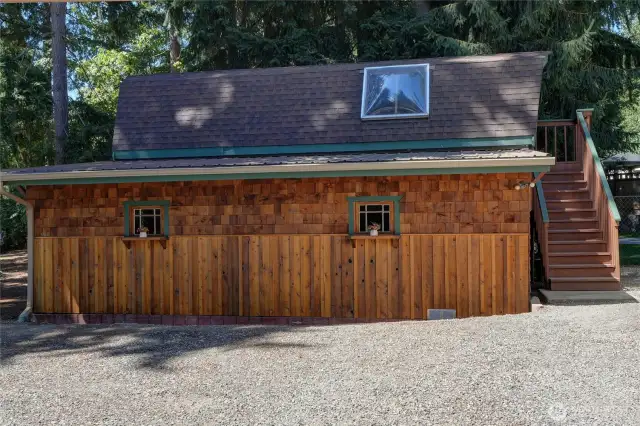 Two Story---Make It Your Man Cave, Hobby Shop, ETC !!!