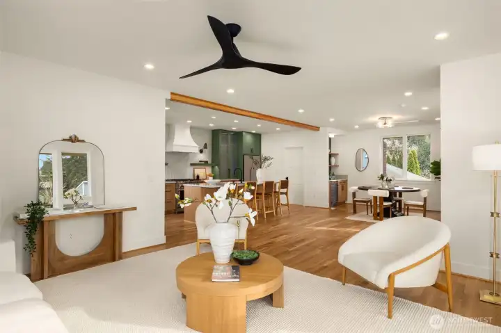 Living/Great Room, Lvl 2