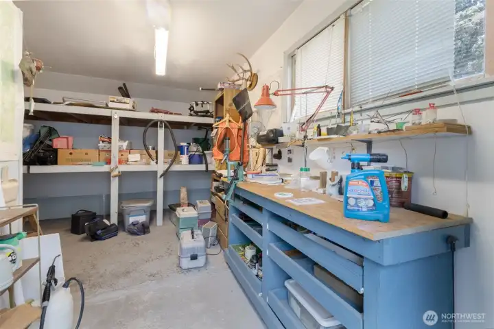 Bonus Garage with Small Shop, Extra Storge & Canning Room Bonus Garage with Small Shop, Extra Storge & Canning Room