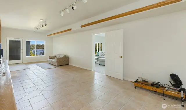 3rd bedroom can be portioned off into 2 rooms, wine cellar, office, hobby space, storage or whatever your needs require.