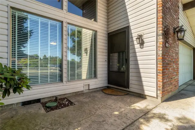 Charming Entry