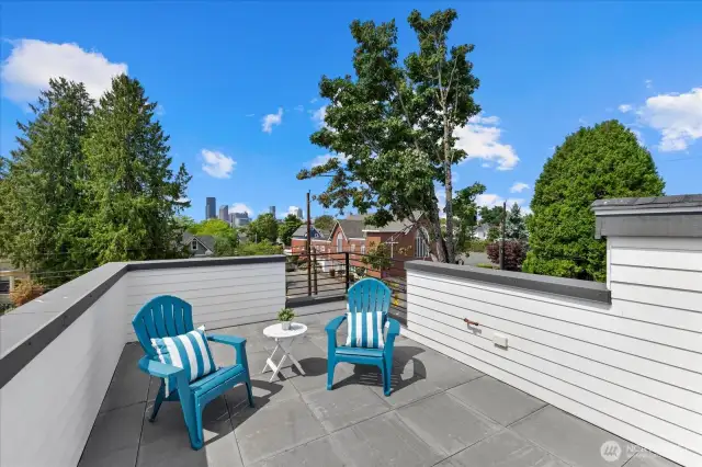 Roof top deck
