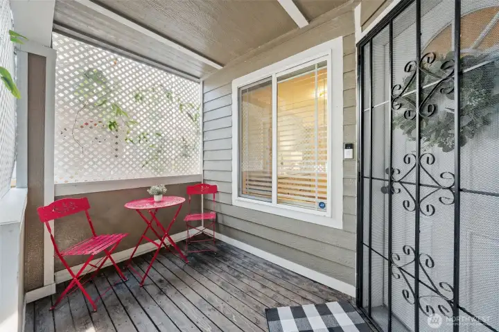Cute little porch area