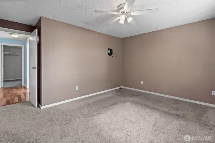 Spacious primary bedroom.
