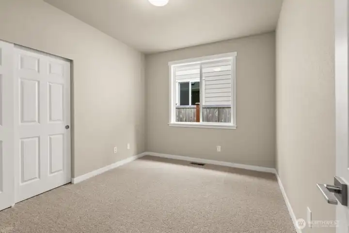 2nd bedroom