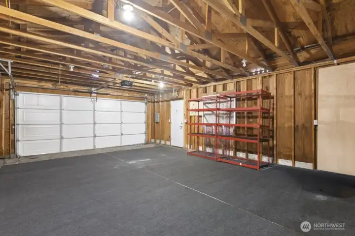 Wonderful XL detached garage