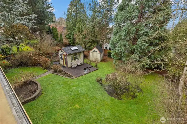 You finally found an oversized lot in Kirkland!