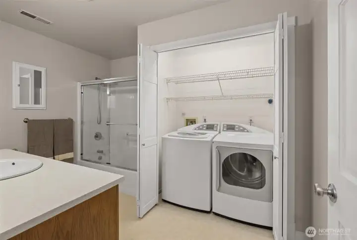 ADU comes with a 2nd set of W/D.