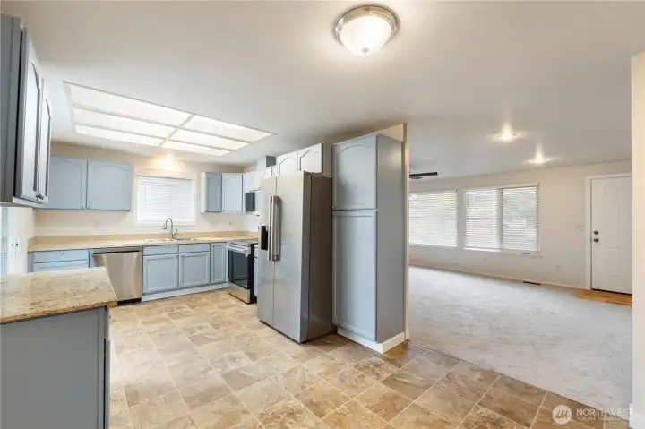 Kitchen-All New Appliances