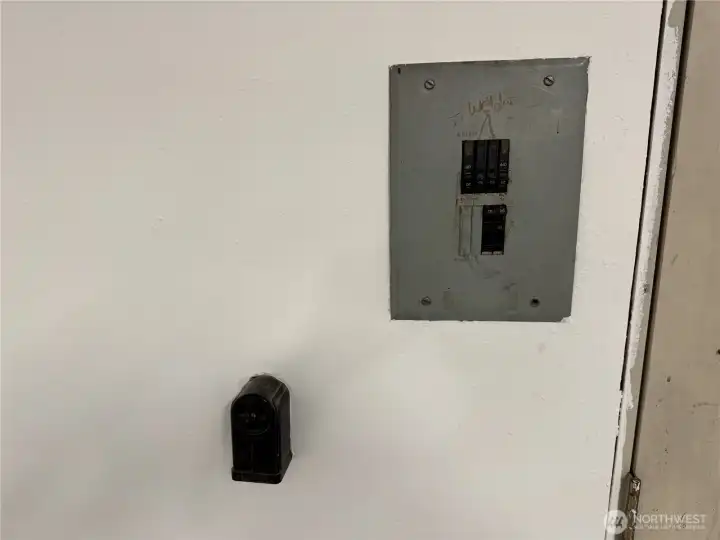 220 volt welder circuit.