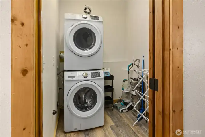 Main floor laundry & storage area