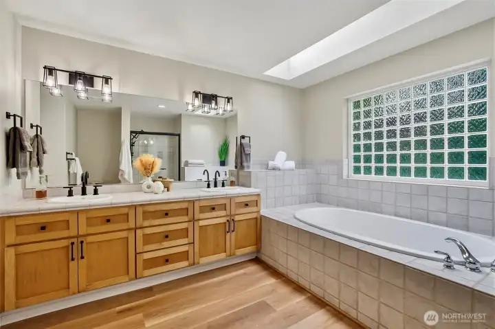 Primary bath