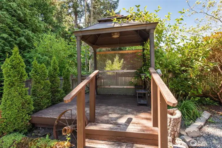 gazebo for bbqs