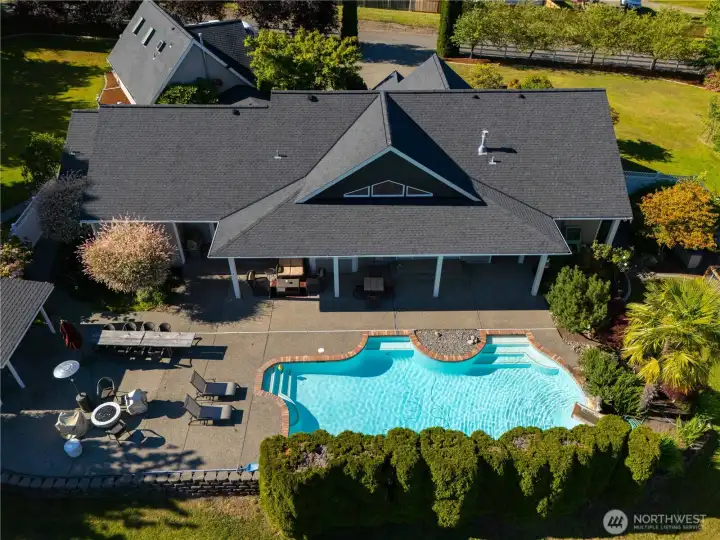 In-ground pool.