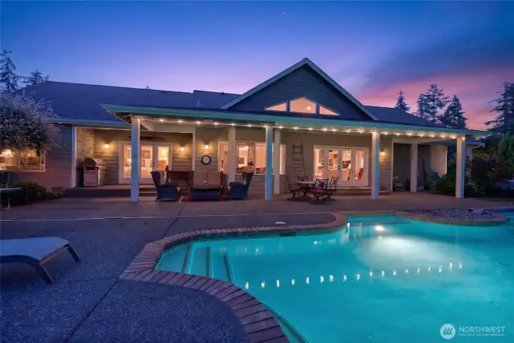 Full-time living with a resort style experience.