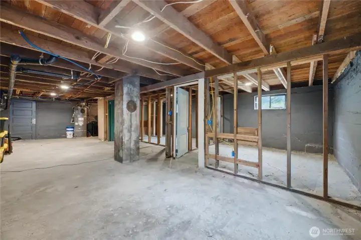 Unfinished Basement Unfinished Basement