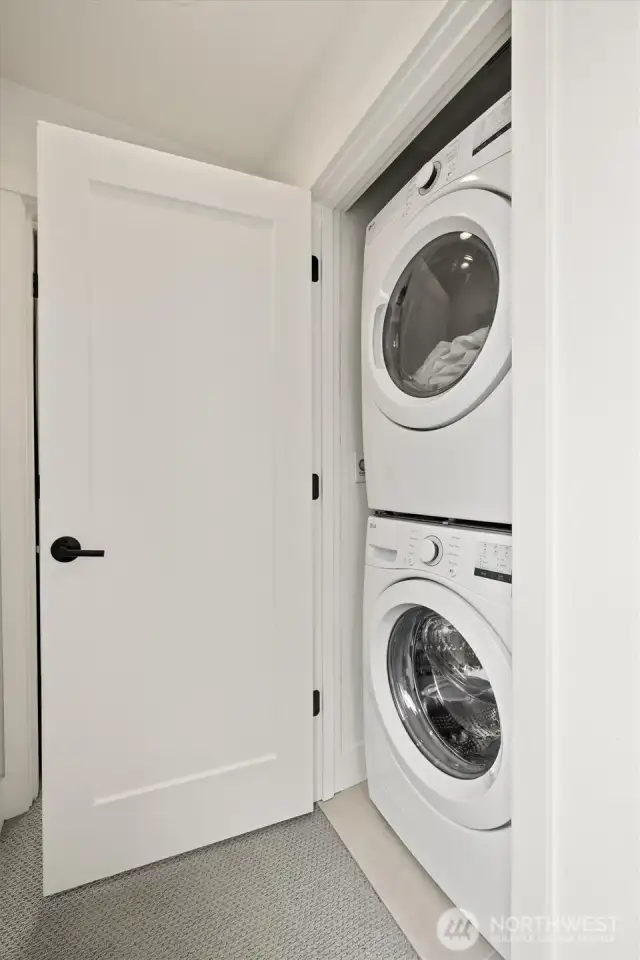 Full-size washer and dryer coveys.