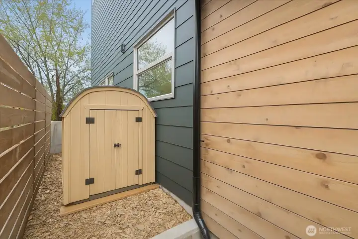 Side-yard perfect for pet relief, raised garden bed, or a shed for outdoor gear storage! (Virtually staged).