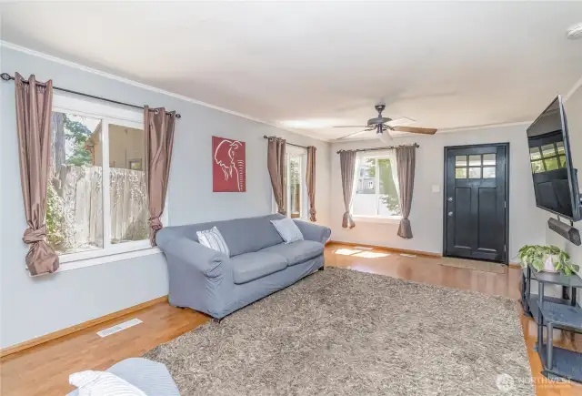 Look at those large windows!  So much light!