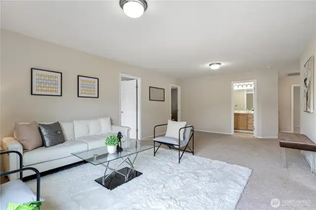Huge loft space on 2nd level