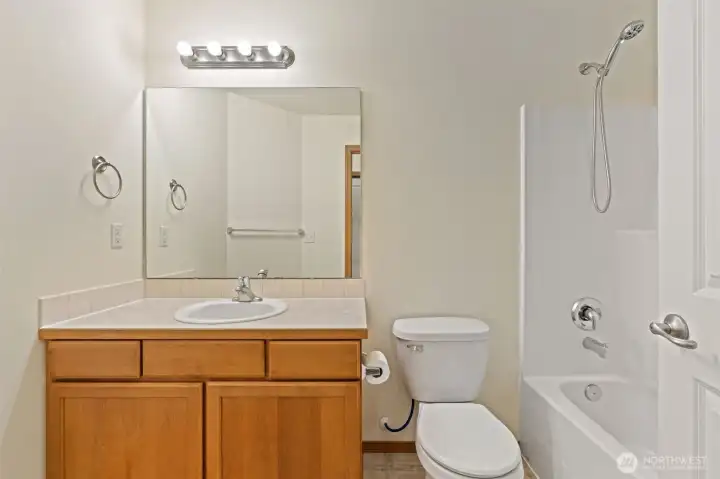 2nd story full bathroom