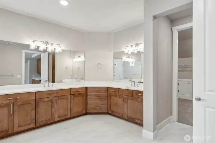 Choose your finishes! Photos are from other Harmon floor plans.