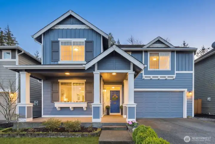 Welcome to this Snoqualmie Ridge gem