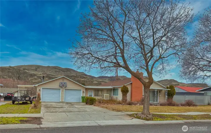 804 Central Dr, Coulee Dam