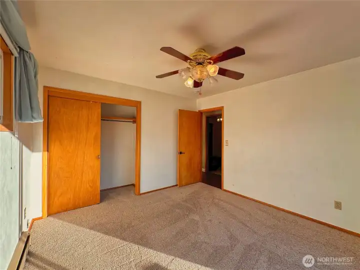 Updated carpet in 3 bedrooms