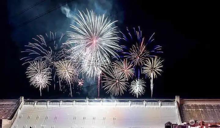 The annual 4th of July celebration & fireworks show is a must see here. And you can walk down the street to watch it!