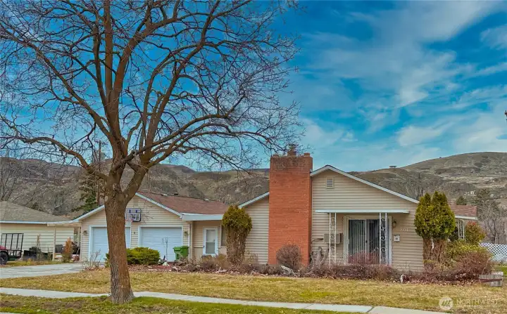 804 Central Dr, Coulee Dam