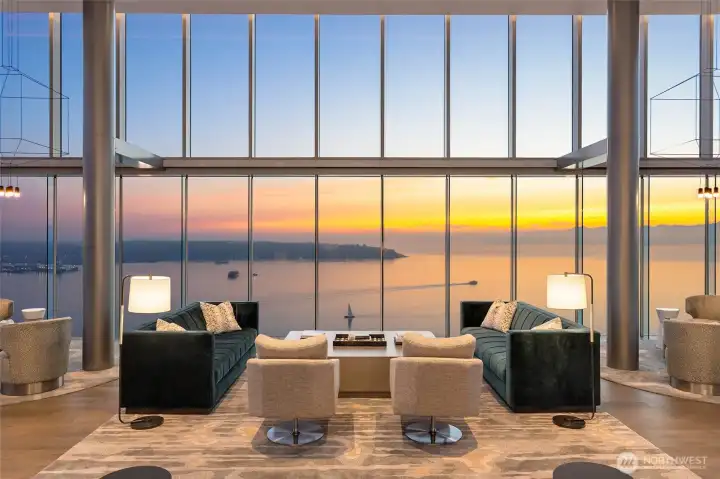 39th Floor Owner's Lounge