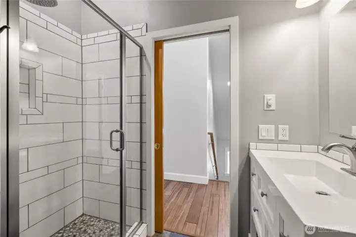 More Upstairs full bath